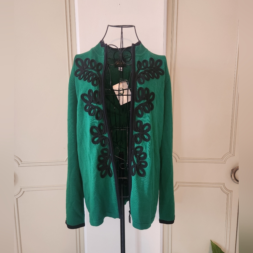 Bob Mackie NWT Emerald Cardigan with Black Detailing Size Large